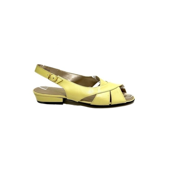 Vintage 1970s pastel yellow strappy slingback summer sandals